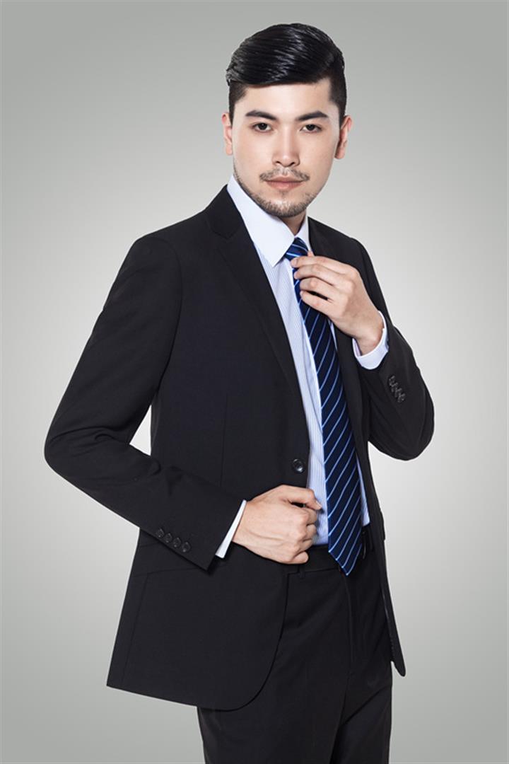 贺先秀 视觉与舞美负责人
